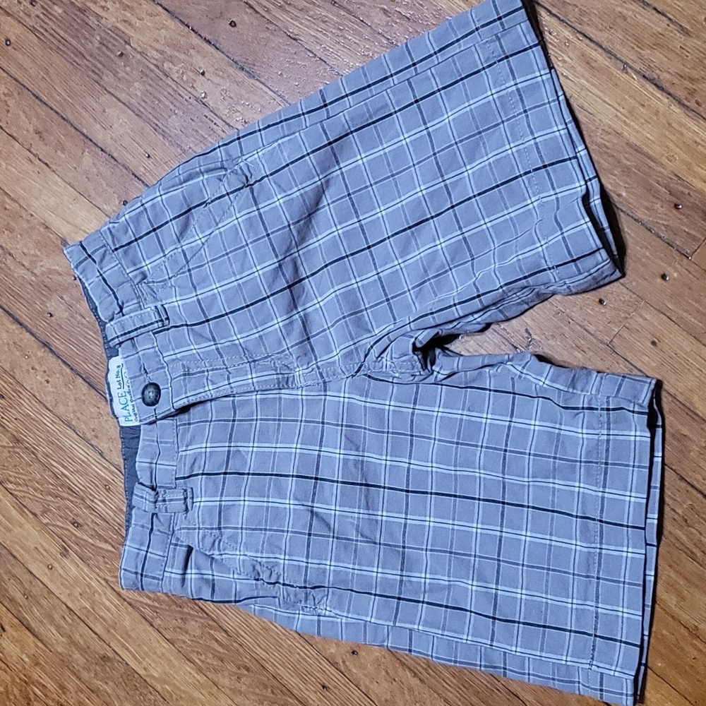 Place size 4 gray